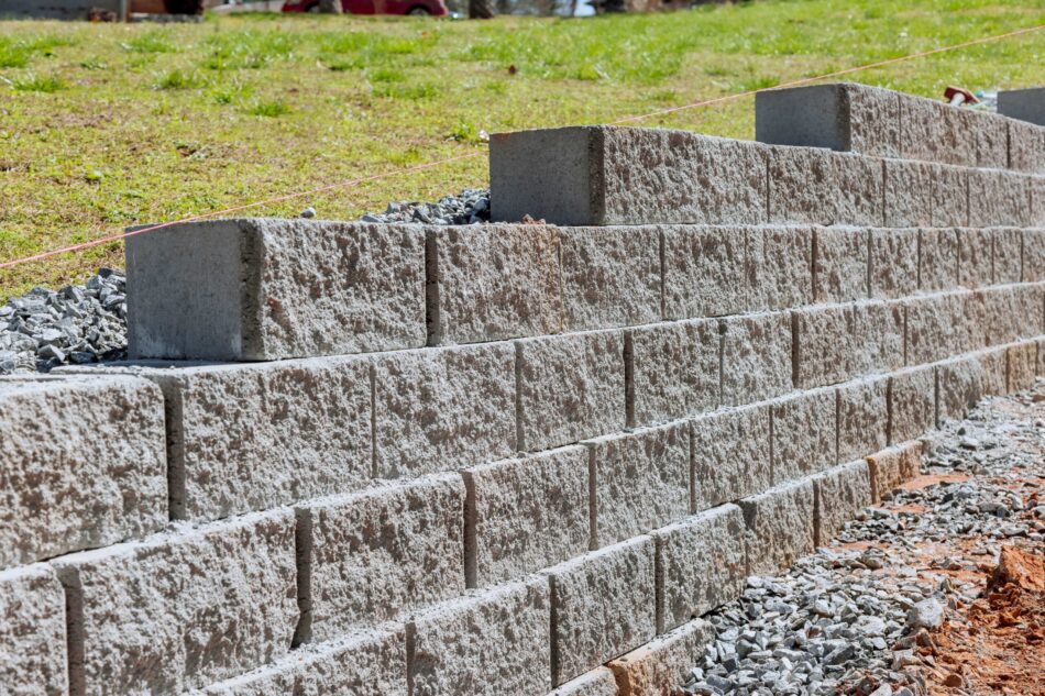 retaining wall installation