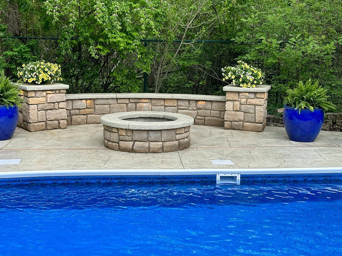 expert concrete contractor in Altamont Switch, IN